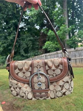 Coach mini brown soho
